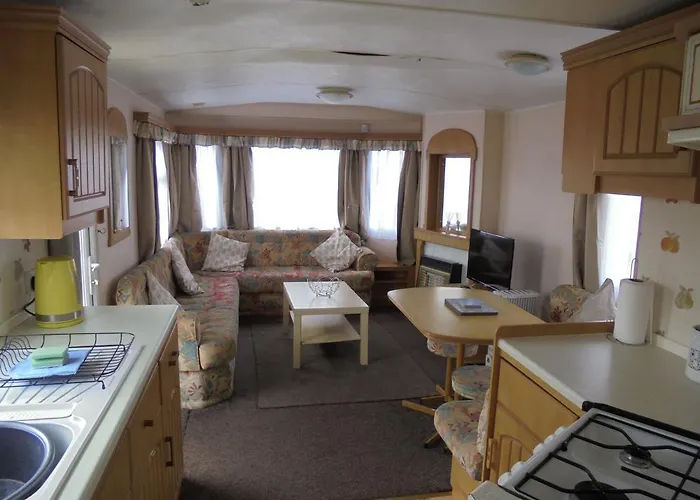 8 Berth On Coastfields