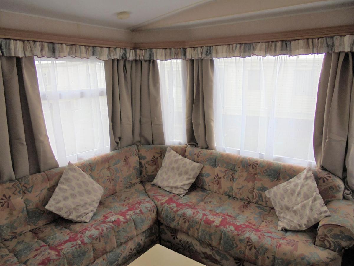 8 Berth On Coastfields Ingoldmells