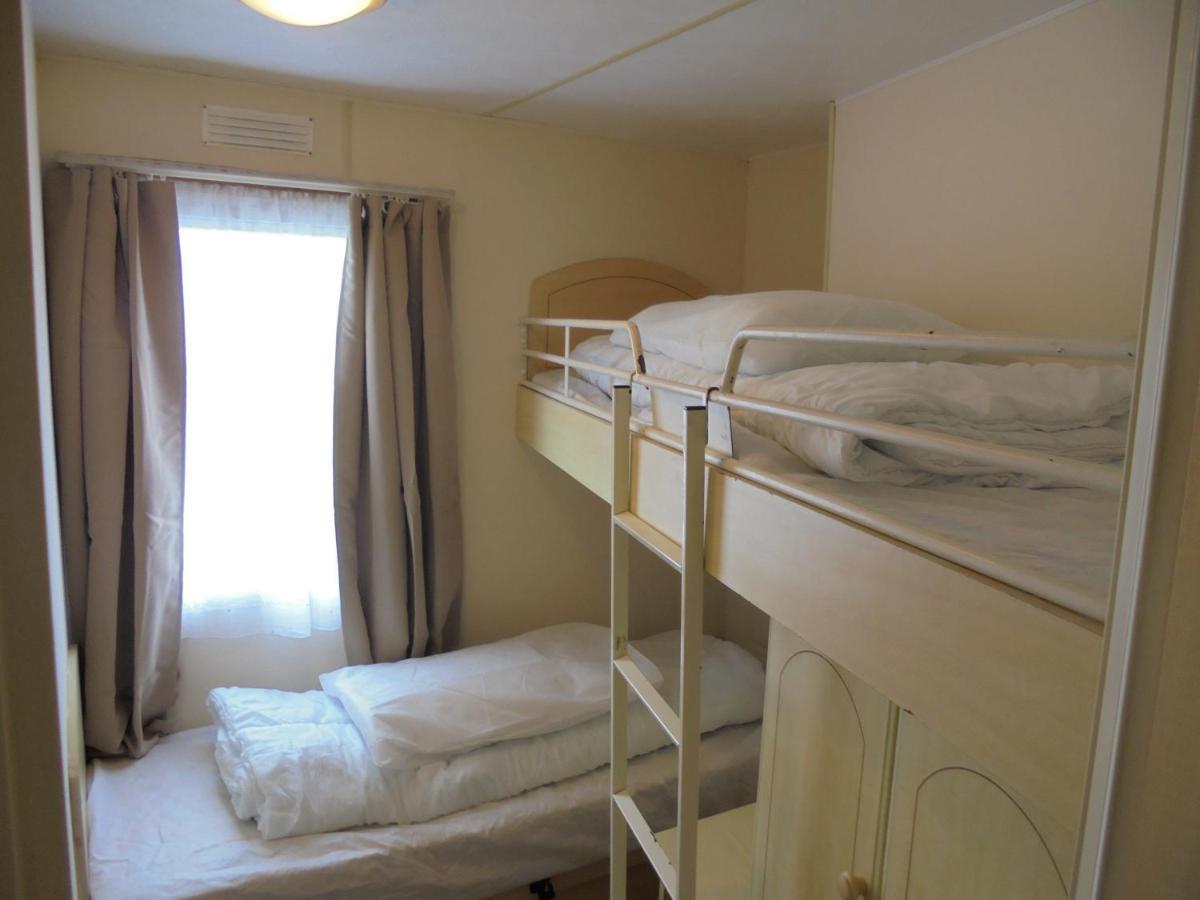 Campsite 8 Berth On Coastfields *